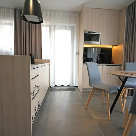 Daire New - Fox Hrabovo Apartment, Malino Brdo, Bike &